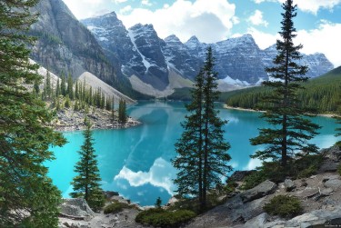 杭州滨江区小额贷款公司助力解决资金难题